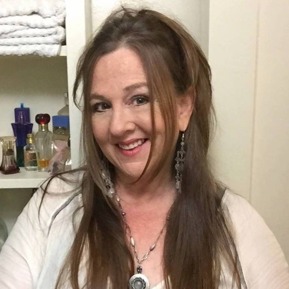 Meet your Posher, Lynne